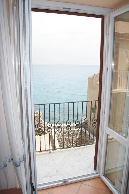 Gaia Holidays Apartments Cefalù Cameră foto